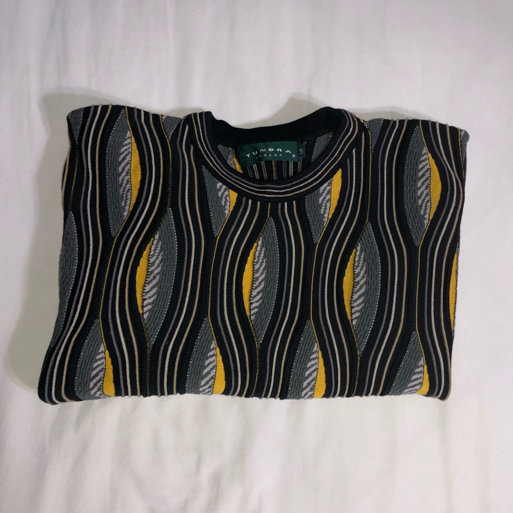 Vintage Tundra Sweater - Picture 2 of 4